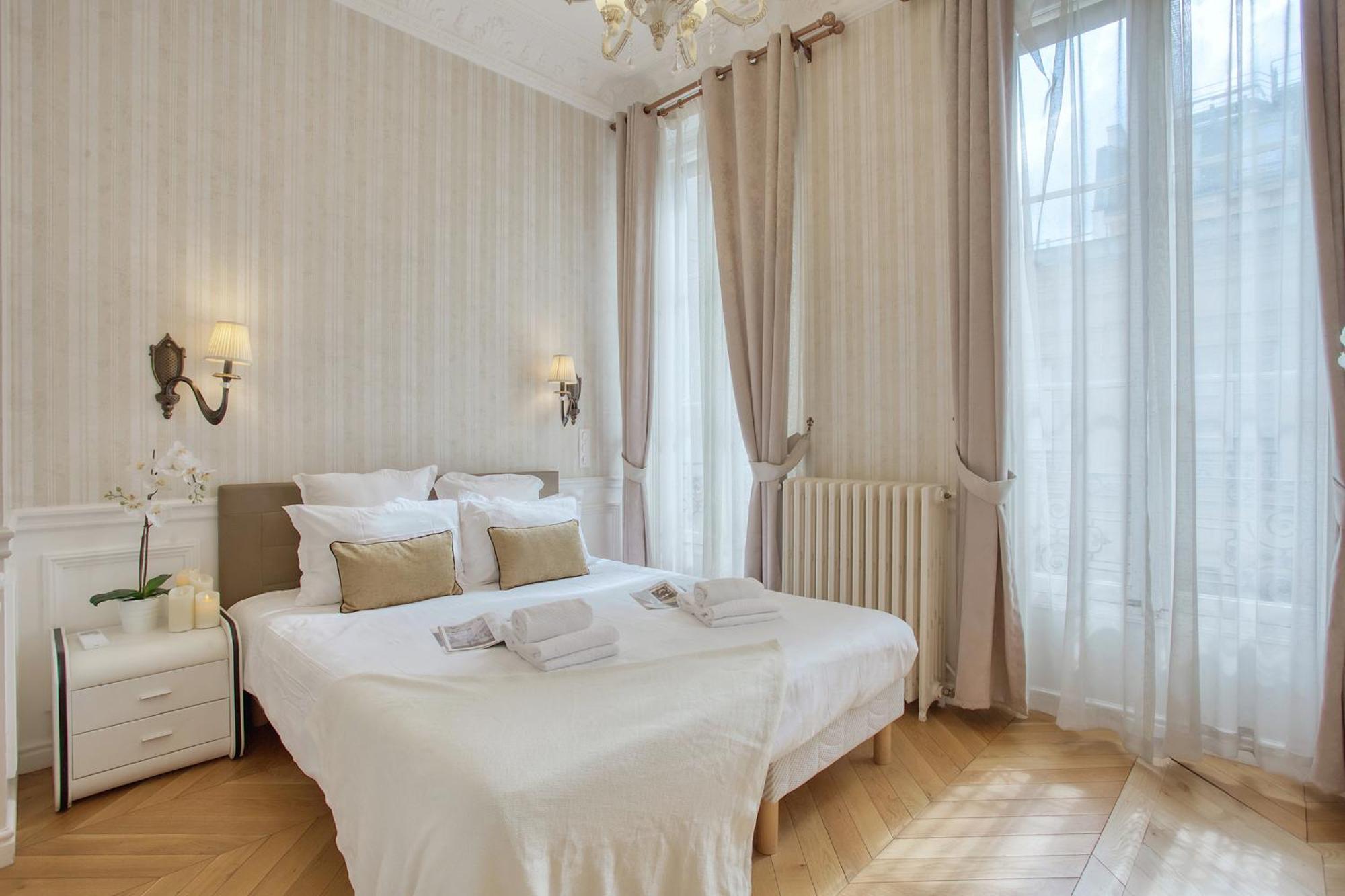 Luxueux 200M2 5Ch Champs Elysees A 1Min Perle Rare Paris Eksteriør bilde