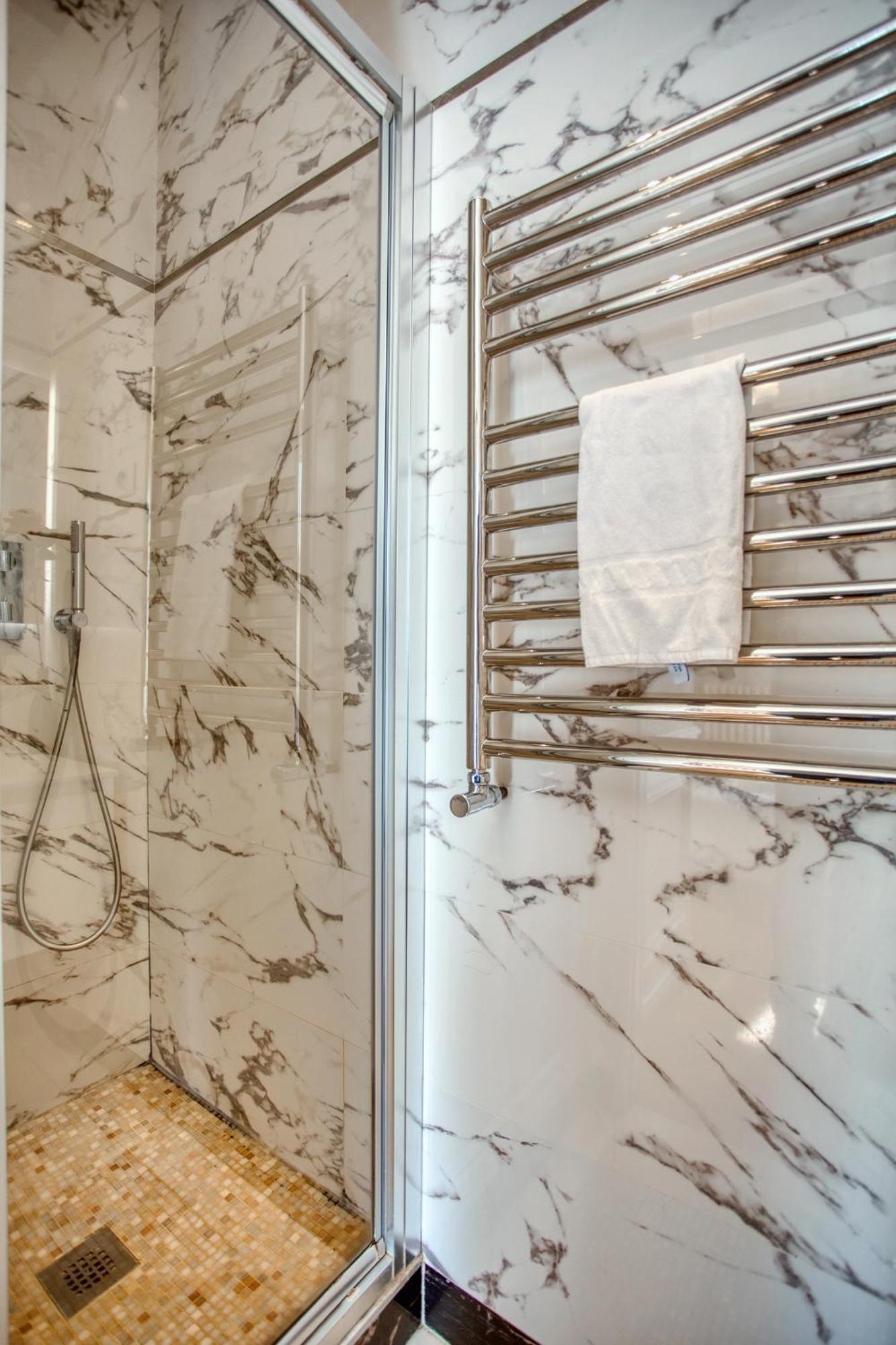 Luxueux 200M2 5Ch Champs Elysees A 1Min Perle Rare Paris Eksteriør bilde